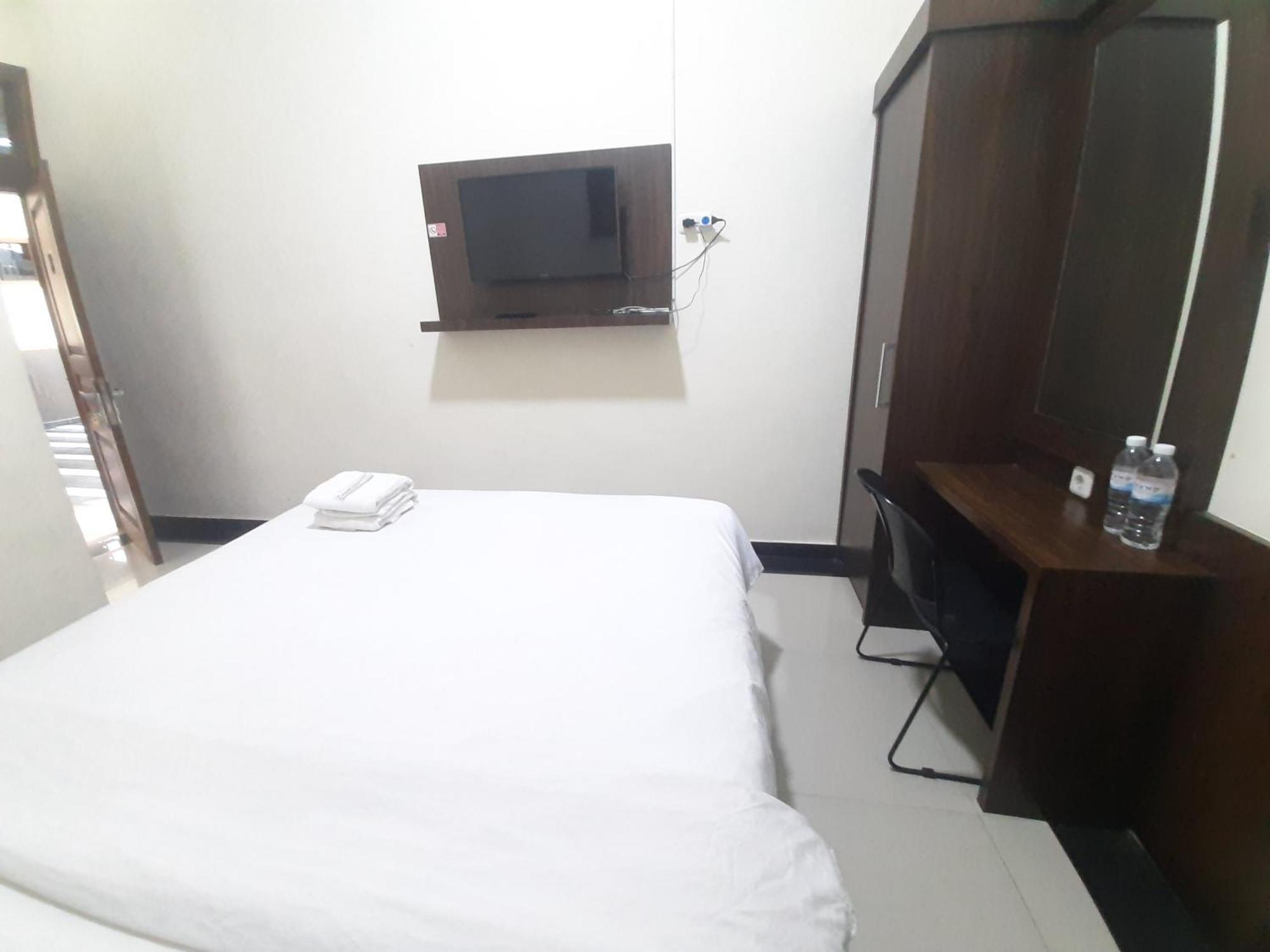Urbanview Alfiya Hotel Lampung Bandar Lampung Esterno foto