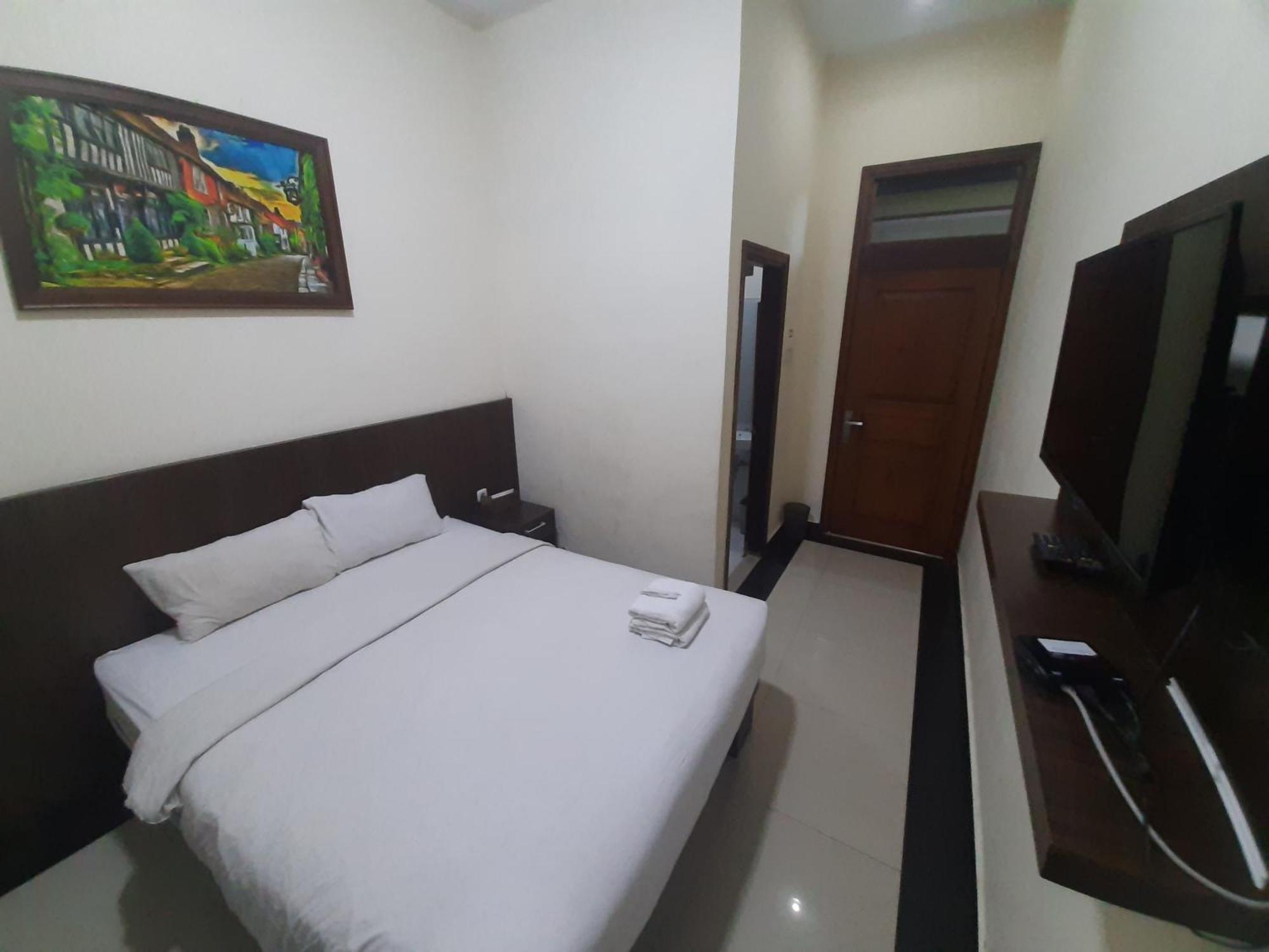 Urbanview Alfiya Hotel Lampung Bandar Lampung Esterno foto