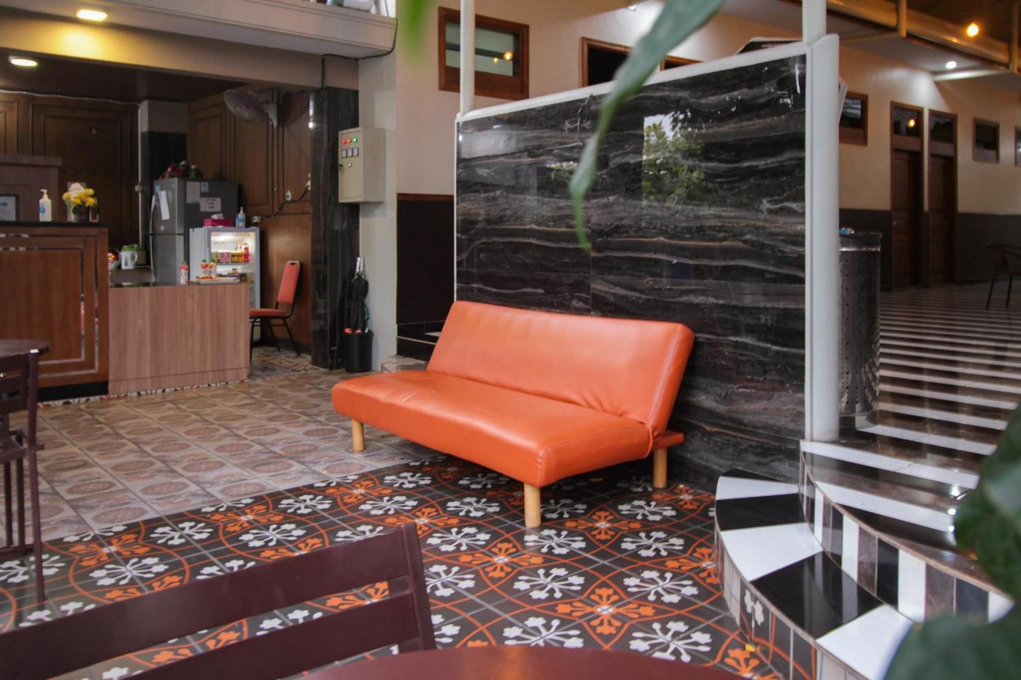 Urbanview Alfiya Hotel Lampung Bandar Lampung Esterno foto